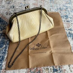 PATRICIA NASH- NWOT Mia Frame Rattan Leather Clutch